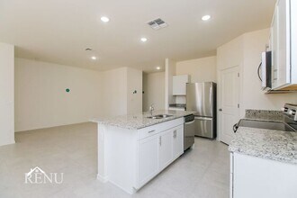 35396 W San Capistrano Ave in Maricopa, AZ - Building Photo - Building Photo