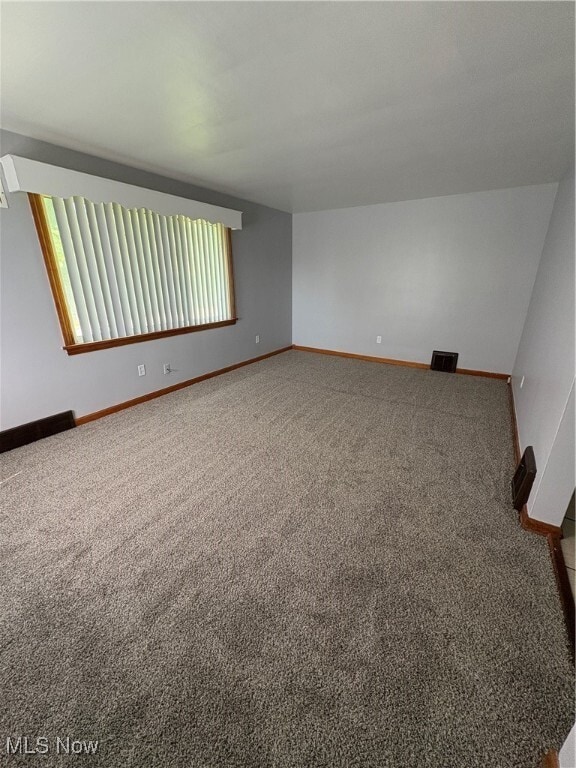 996 Lincoln Ave SE in Girard, OH - Building Photo - Building Photo