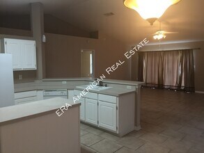 1886 Greystone Ln in Fort Walton Beach, FL - Building Photo - Building Photo