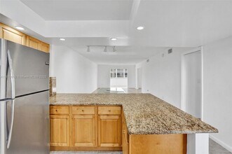3100 NE 49th St in Fort Lauderdale, FL - Building Photo - Building Photo