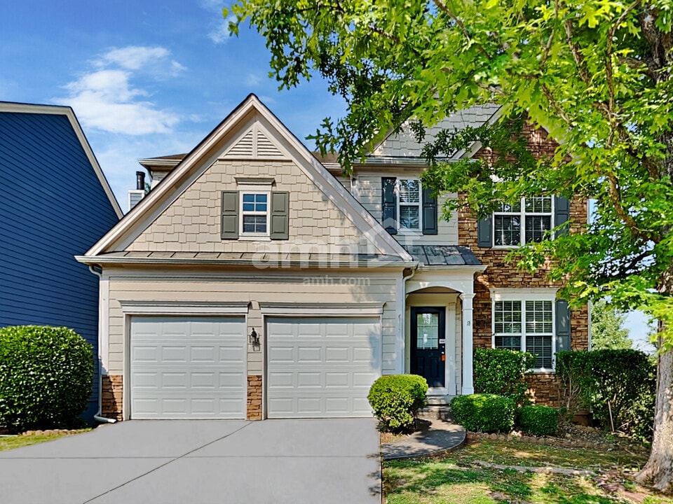 3695 Moor Pointe Dr in Cumming, GA - Building Photo