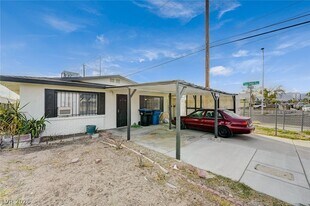 893 W Bartlett Ave in Las Vegas, NV - Building Photo