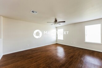 6407 Candleview Ct in San Antonio, TX - Building Photo - Building Photo