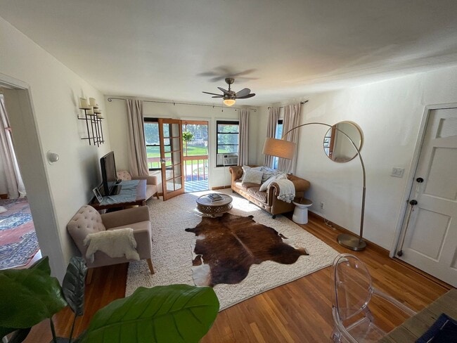 1920 Carmelina Dr. in San Diego, CA - Building Photo - Building Photo