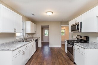 1006 Jefferson St in Columbia, MO - Building Photo - Building Photo