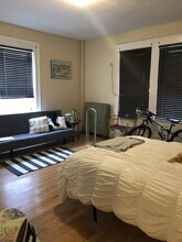 1269 Commonwealth Ave, Unit 2 in Boston, MA - Foto de edificio - Building Photo