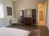 12 Buckingham Way photo'