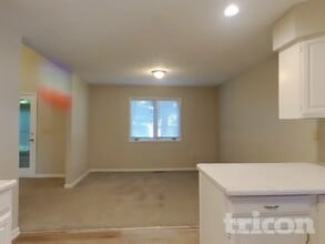 3014 Silver Fox Dr in Columbus, IN - Building Photo - Building Photo