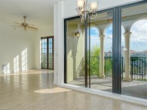 8000 Via Sardinia St-Unit -5301 in Estero, FL - Building Photo - Building Photo