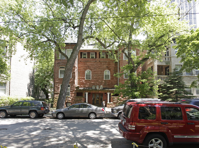 2717 N Hampden Ct in Chicago, IL - Foto de edificio - Building Photo