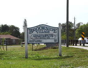 Brookside Village FL in Ft. Myers, FL - Building Photo - Building Photo