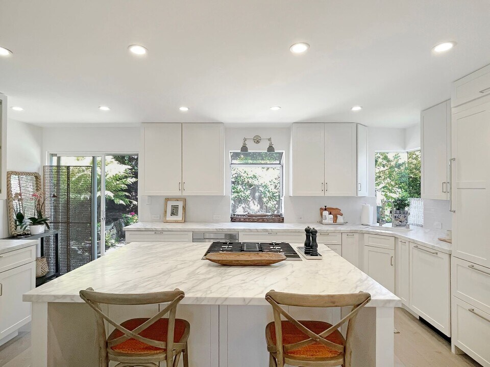 424 Locust St in Sausalito, CA - Building Photo