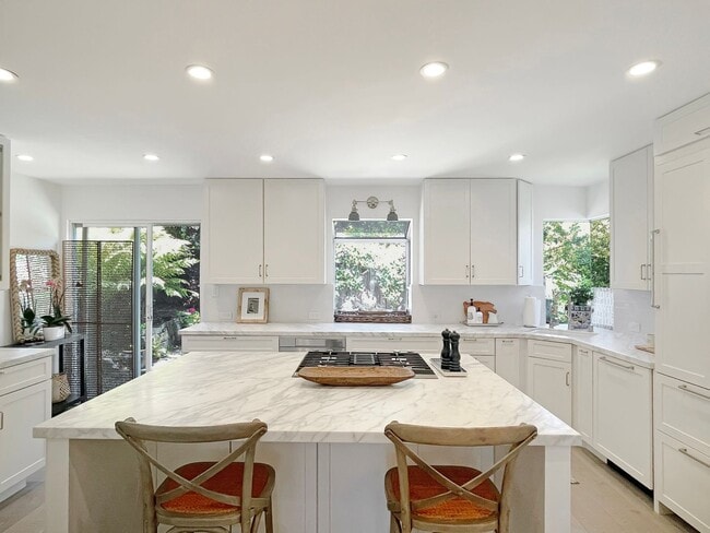 property at 424 Locust St