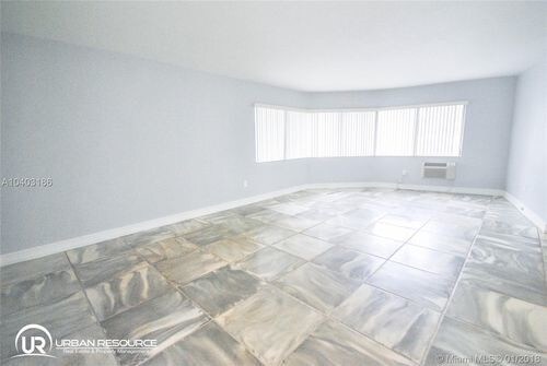 10190 E Bay Harbor Dr-Unit -1E in Bay Harbor Islands, FL - Building Photo - Building Photo