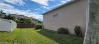 902 SW 21st Ln in Cape Coral, FL - Foto de edificio - Building Photo