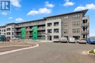 350-2350 Livingston Common NE in Calgary, AB - Building Photo