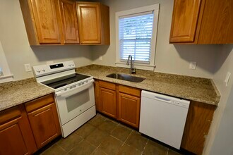 400 S 9th St in Palatka, FL - Foto de edificio - Building Photo