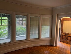 379 E 12th Ave in Eugene, OR - Building Photo - Building Photo