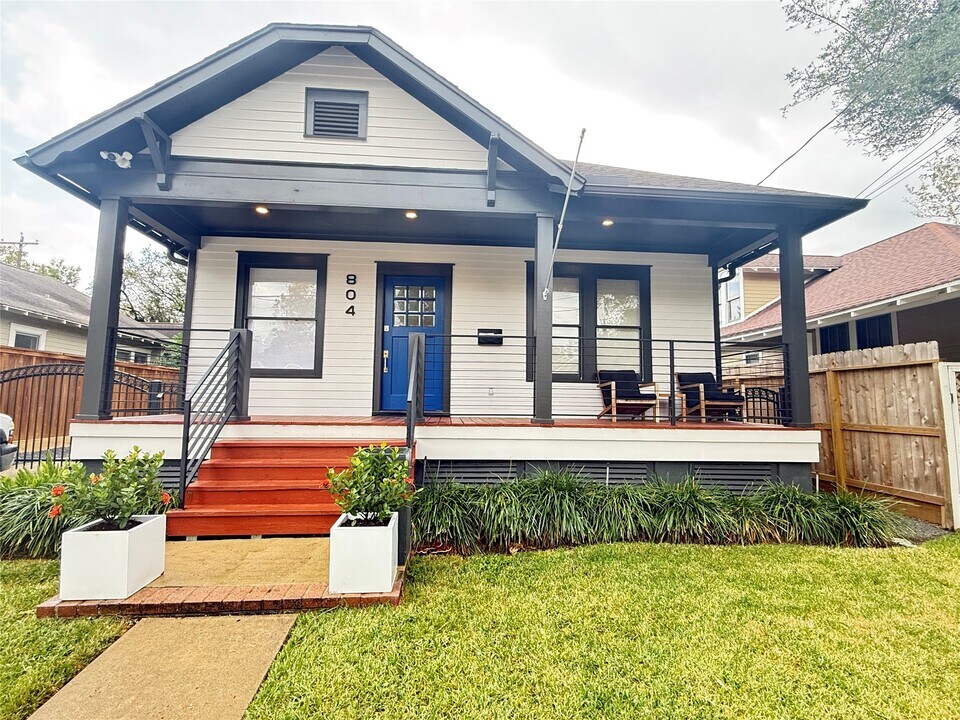 804 Omar St in Houston, TX - Building Photo