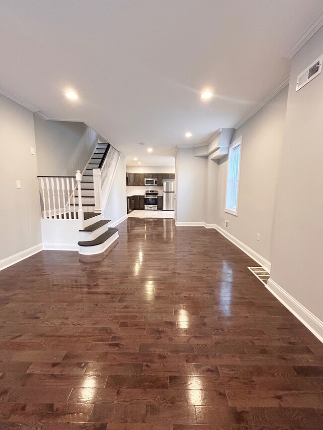 property at 157 E Duval St