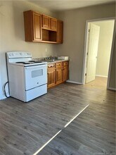 65 Cherry St-Unit -2F in Meriden, CT - Building Photo - Building Photo