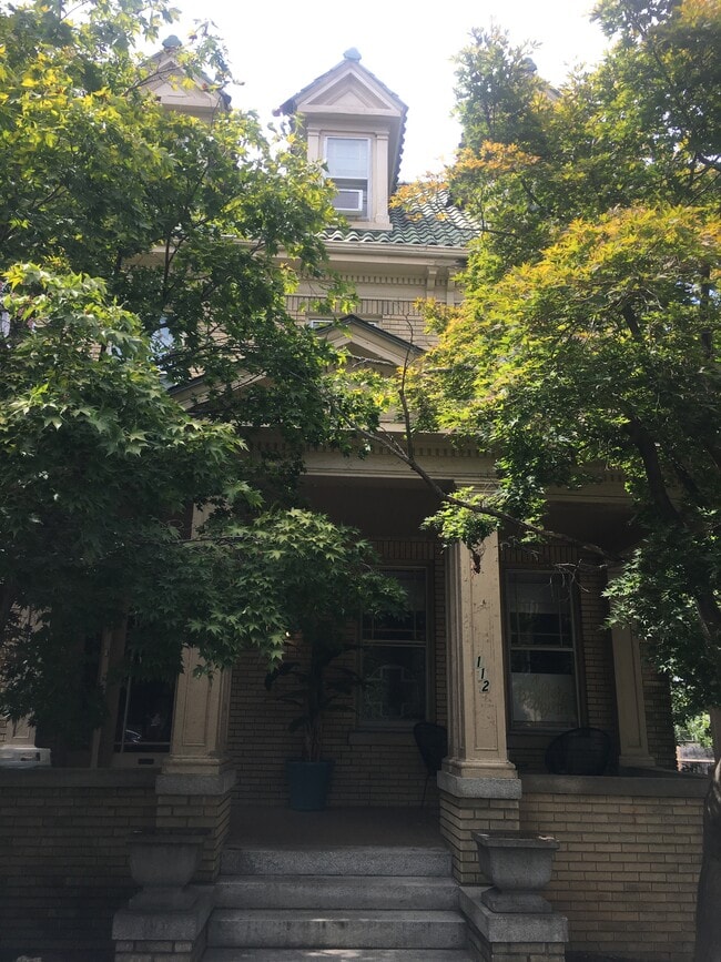 112 N Arthur Ashe Blvd, Unit 1A in Richmond, VA - Foto de edificio - Building Photo