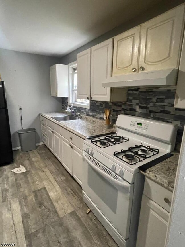 644 Trumbull St in Elizabeth, NJ - Building Photo - Building Photo