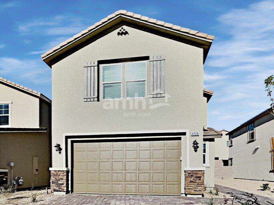 4729 Tire Swing St in North Las Vegas, NV - Building Photo