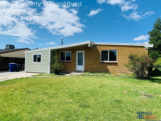 property at 628 E 1050 N St