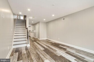 2439 Jasper St in Philadelphia, PA - Building Photo - Building Photo