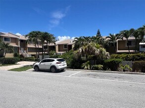 3409 SE 8th St in Pompano Beach, FL - Building Photo - Building Photo