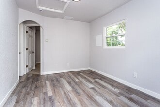 823 1/2 Costilla St in Colorado Springs, CO - Building Photo - Building Photo