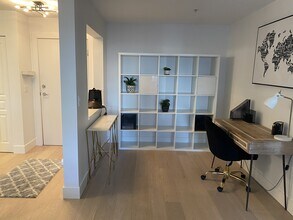 9339 University Cres in Burnaby, BC - Building Photo - Building Photo