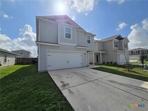 761 Greenway Trl in New Braunfels, TX - Building Photo - Building Photo