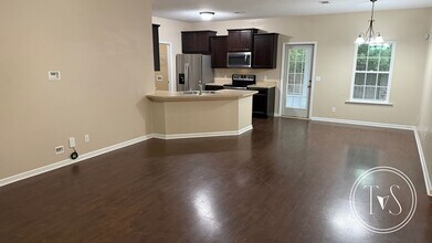 1284 Windrow Dr in Hinesville, GA - Building Photo - Building Photo