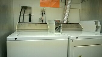 2016 Commonwealth Ave, Unit 1B in Boston, MA - Building Photo