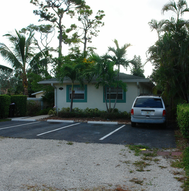 1840 SE 4th Ave in Fort Lauderdale, FL - Building Photo - Building Photo