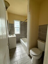 412 Cornwall Ave, Unit Upper in Buffalo, NY - Building Photo - Building Photo