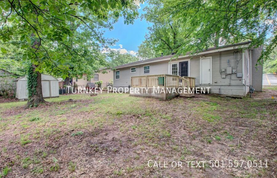 14 S Wakefield Dr in Little Rock, AR - Building Photo