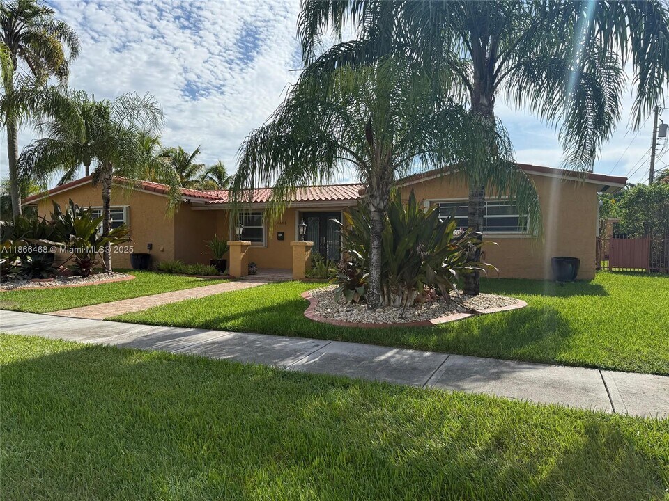 6651 SW 91 Ave in Miami, FL - Building Photo
