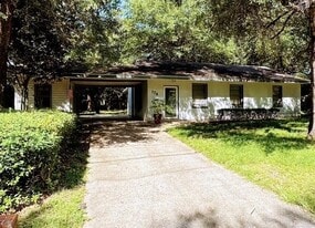 174 April St in Mobile, AL - Building Photo