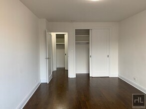 E 16 ST in New York, NY - Building Photo - Building Photo