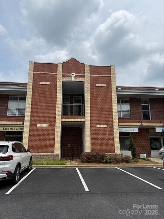 234 Park Square Pl in Matthews, NC - Building Photo