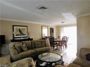 4479 Lakewood Blvd in Naples, FL - Building Photo - Building Photo