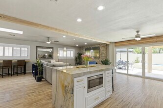 4825 N 82nd St in Scottsdale, AZ - Building Photo - Building Photo