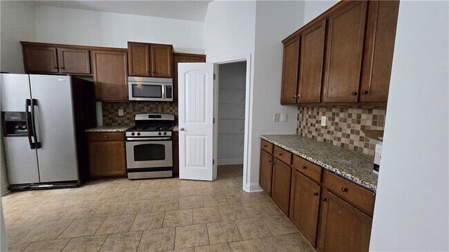 2275 Copper Trail Ln NE in Buford, GA - Building Photo - Building Photo