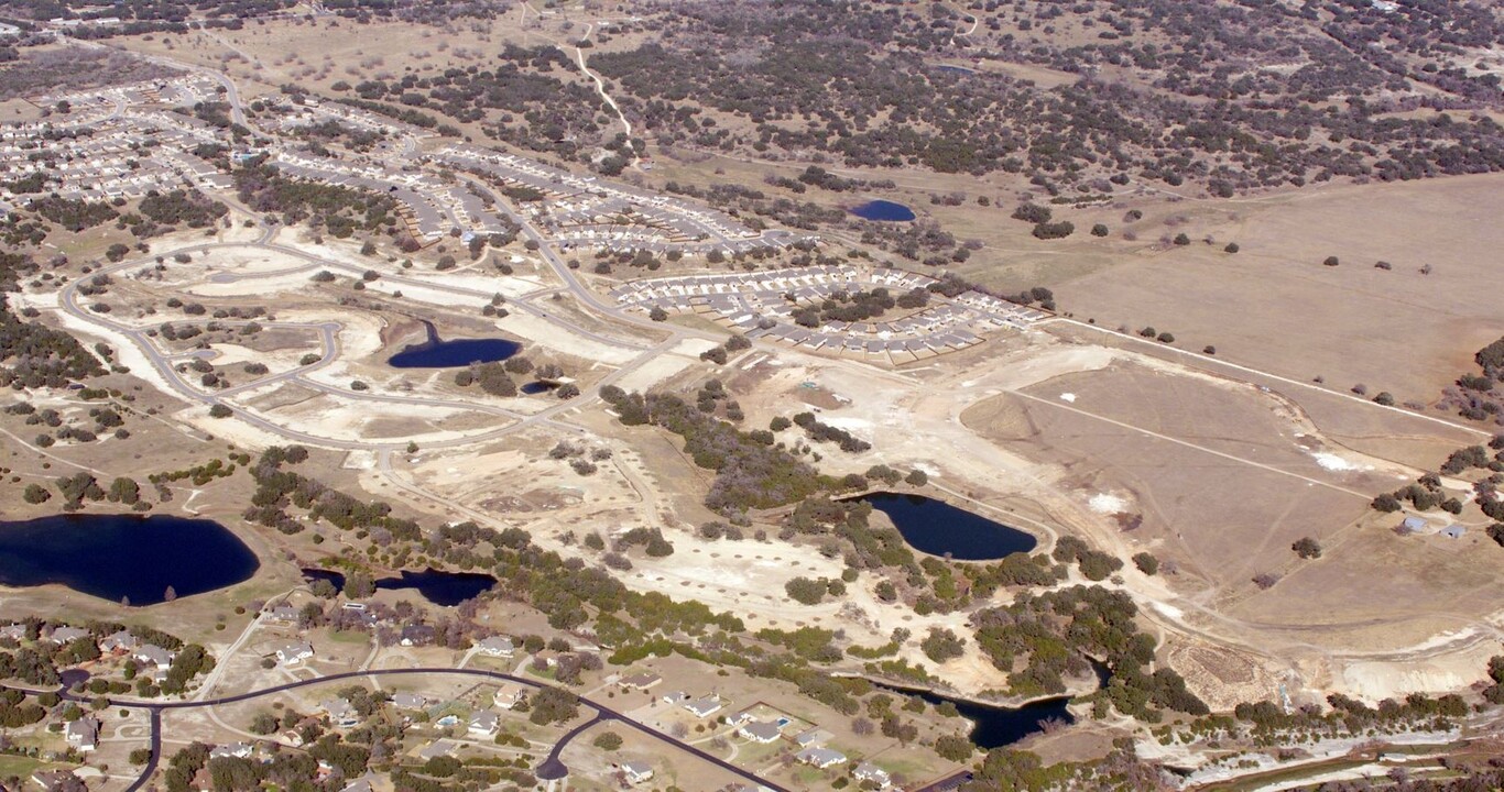 Lively Ranch in Georgetown, TX - Building Photo