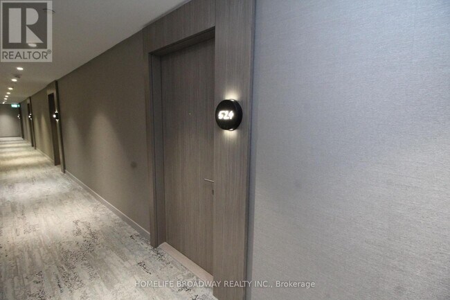 161 Roehampton Ave in Toronto, ON - Building Photo - Building Photo