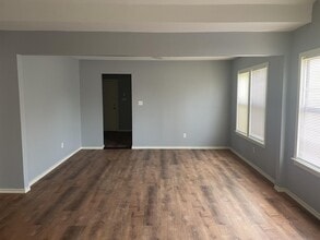 329 N 8th St in McAllen, TX - Building Photo - Building Photo