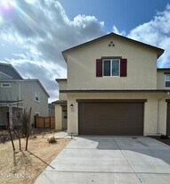 1933 Muscovite Dr in Sparks, NV - Building Photo